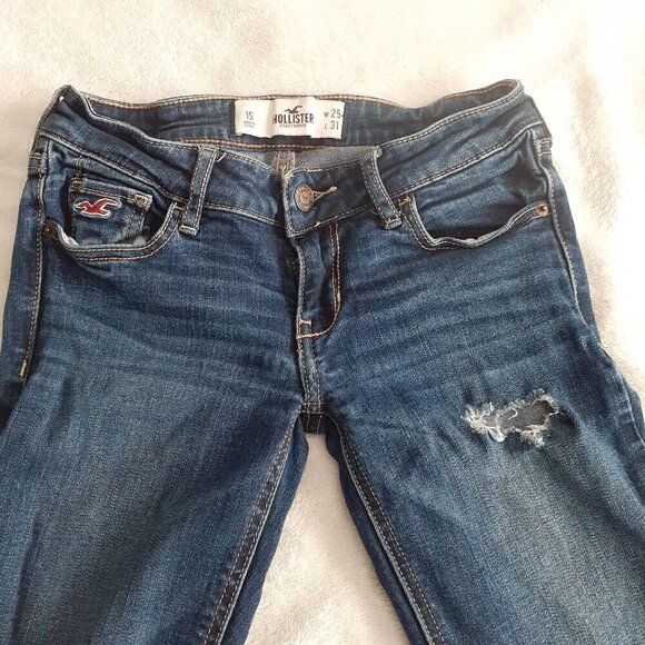 Hollister Juniors Size 1S 25 Medium Wash Distressed Straight Jeans - Picture 2 of 12